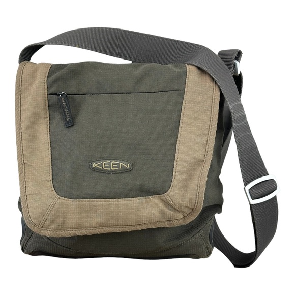 Keen Bags Keen Hybrid Fold Over Messenger Bag In Brown Poshmark